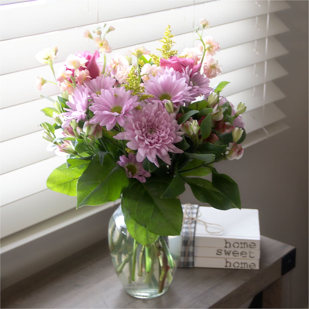 Pastel Tradition - A Florist Original – KELLY ANN'S FLORAL, Wilkes Barre PA